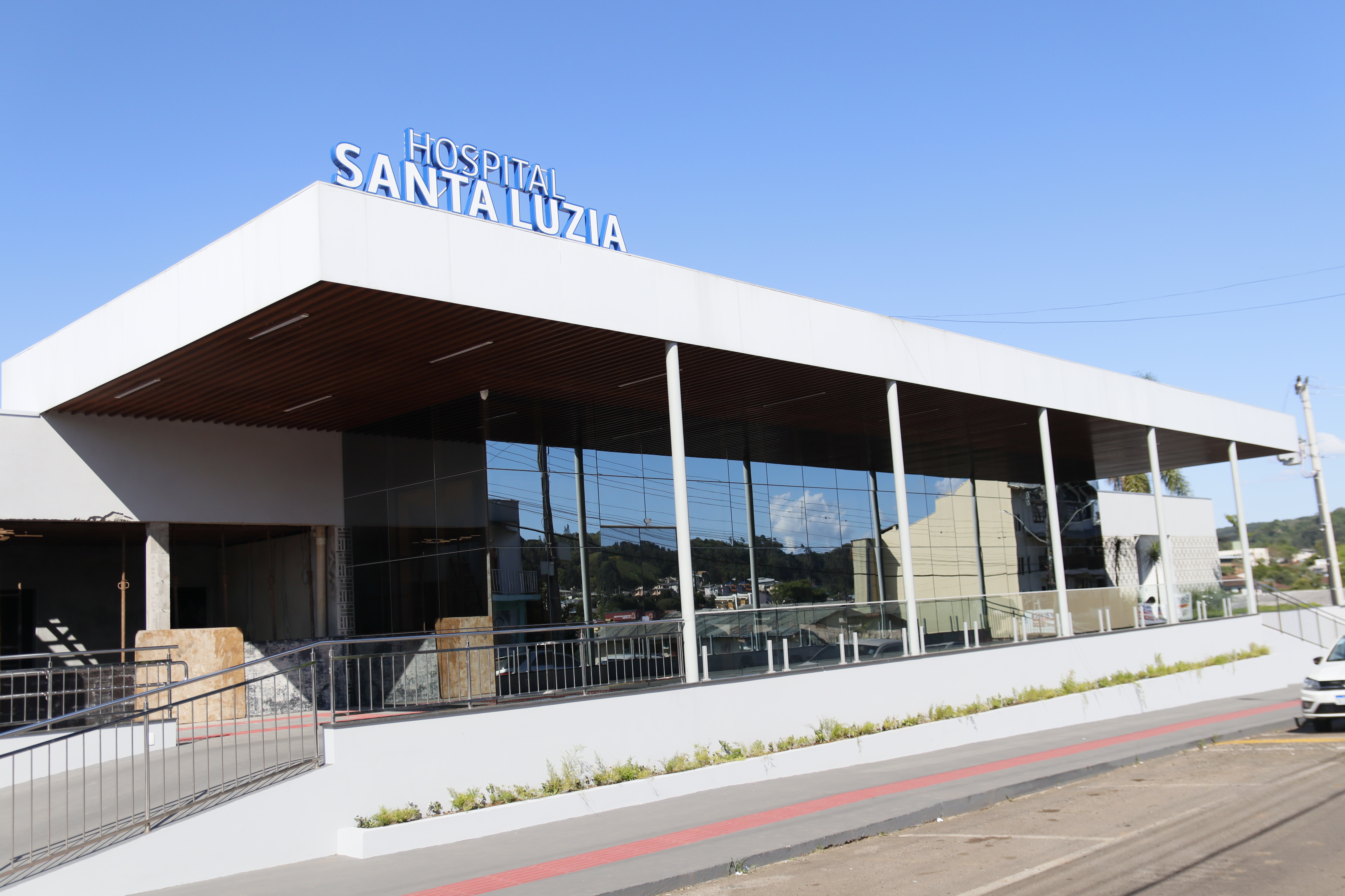 Hospital Santa Luzia — fachada